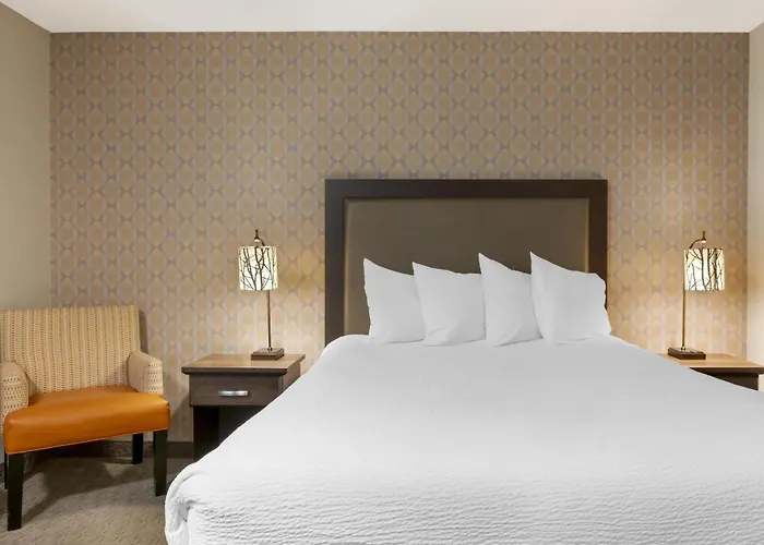Best Western Plus Country Meadows Inn